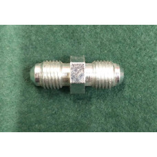 3537.  XK150 Brake In-line Pipe Connector Fitting. C13187