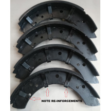 8608. RELINED / EXCHANGE LATER XK120 & XK140 BRAKE SHOES WITH NEW LININGS (set of 4 pcs.) Drum brake. 35130
