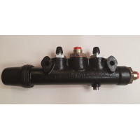 8632. EXCHANGE XK120 TANDEM BRAKE MASTER CYLINDER. C6712. 31526 8632. EXCHANGE XK120 TANDEM BRAKE MASTER CYLINDER. C6712. 31526