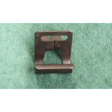 9889 x 5 *IMPROVED FIT*  Petrol Fuel Line Pipe Clip to Chassis . C3727